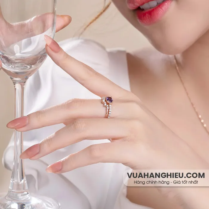 Người mệnh Thổ nên đeo nhẫn ngón nào để thu hút tài lộc, may mắn?