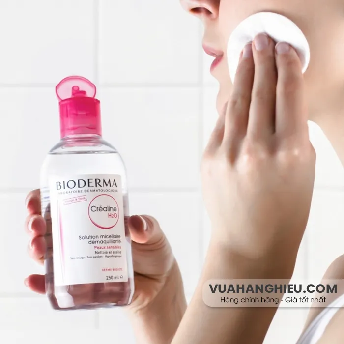 Review 3 loại nước tẩy trang không cồn dịu nhẹ bán chạy hiện nay  - 3