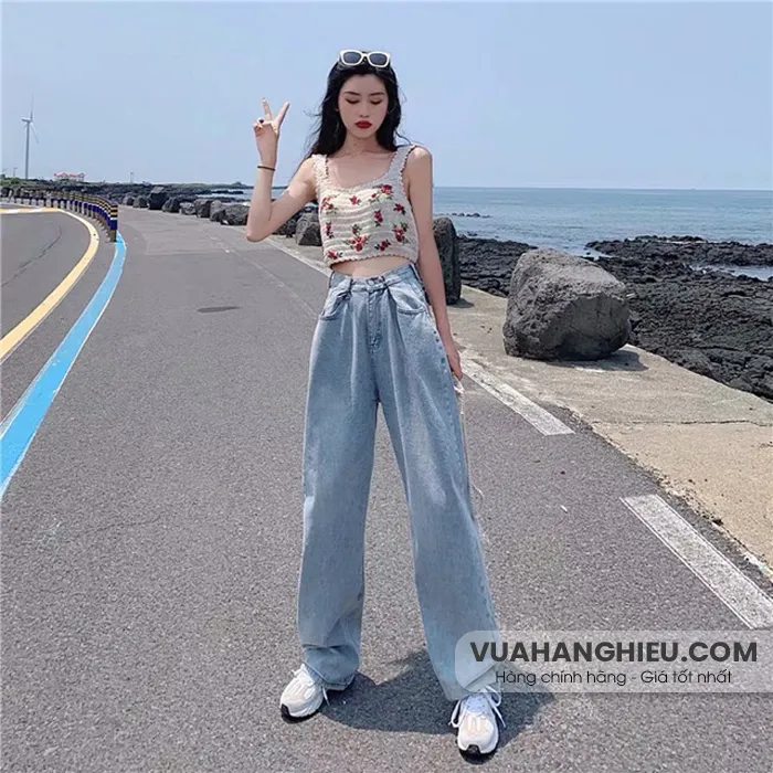 Quần jean ống rộng mặc với áo gì? 7 cách phối đồ với quần jean ống rộng