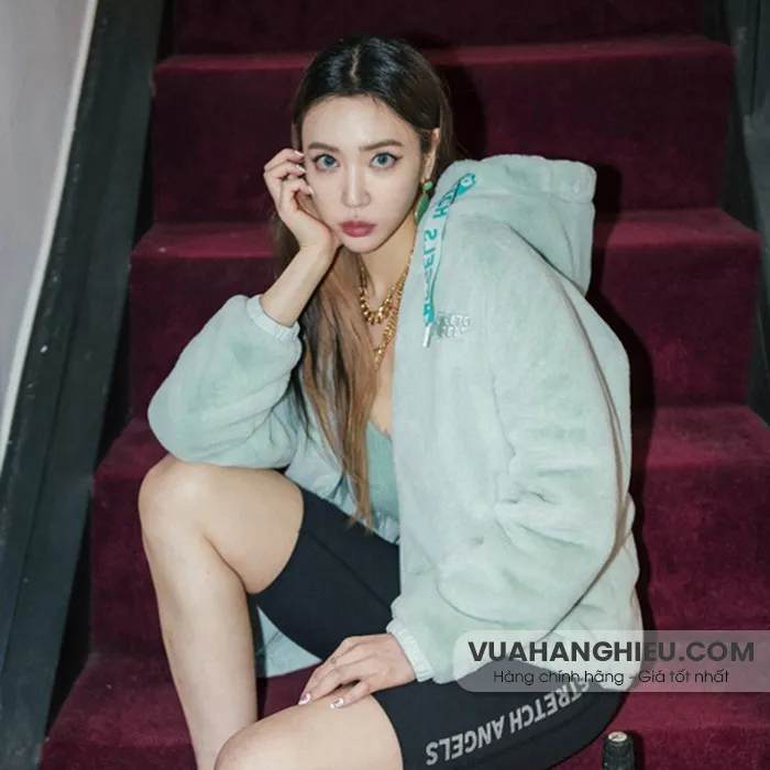 Top 11 áo hoodie nữ form rộng được nhiều bạn trẻ yêu rất thích