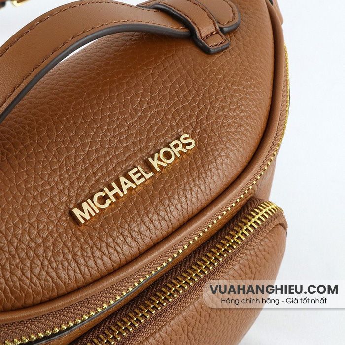 Top 9 túi đeo hông hàng hiệu được yêu rất thích hiện nay - 2