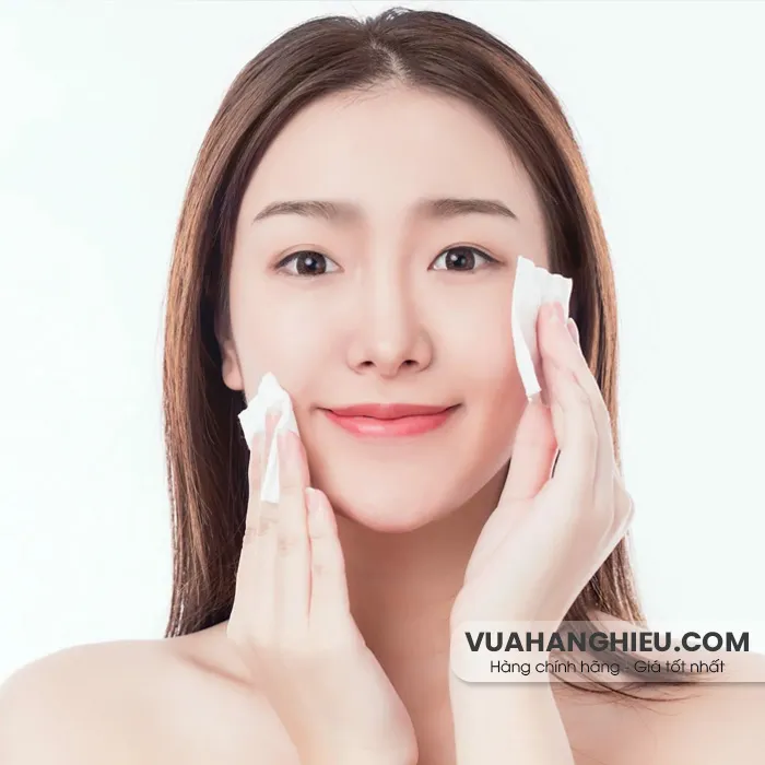 Cách trang điểm cô dâu nhẹ nhàng, tự nhiên ngày cưới