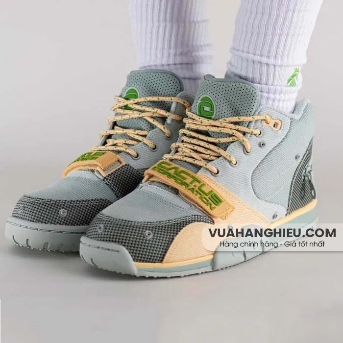 9+ mẫu giày thể thao nam được yêu rất thích