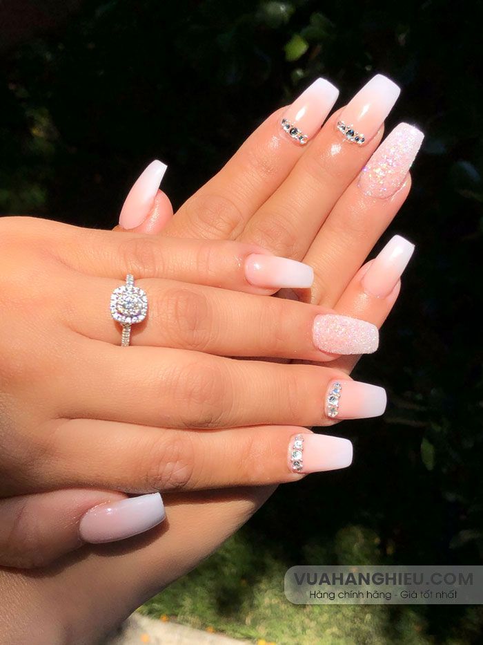 Top 45+ mẫu nails đẹp cho cô dâu thêm nổi bật và lộng lẫy trong ngày cưới