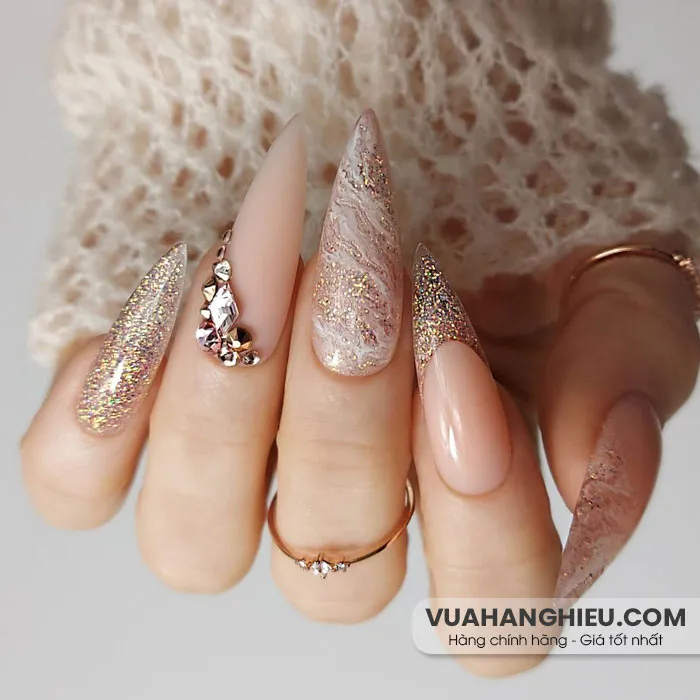 Top 45+ mẫu nails đẹp cho cô dâu thêm nổi bật và lộng lẫy trong ngày cưới