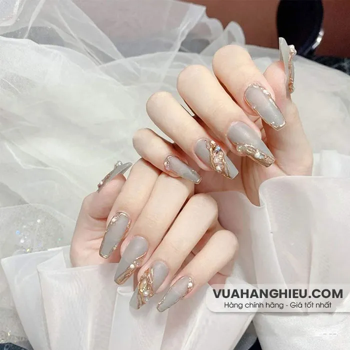 Top 45+ mẫu nails đẹp cho cô dâu thêm nổi bật và lộng lẫy trong ngày cưới