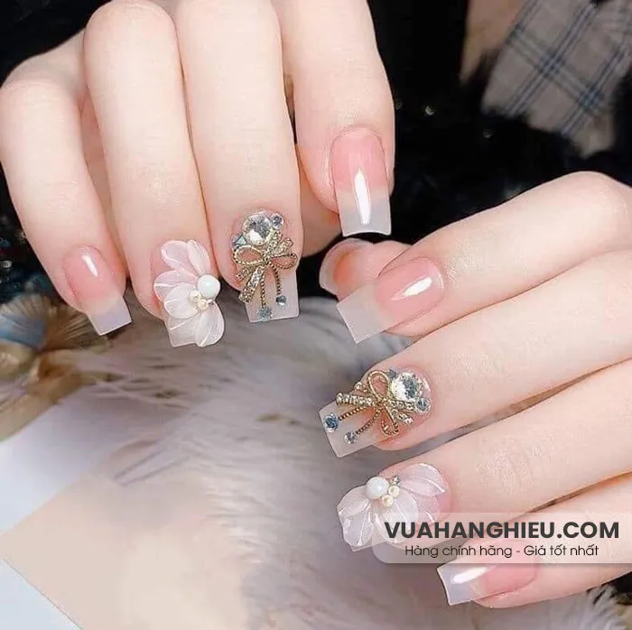 Top 45+ mẫu nails đẹp cho cô dâu thêm nổi bật và lộng lẫy trong ngày cưới