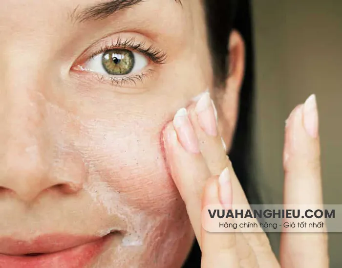 Quy trình chăm sóc da khô ngày và đêm chất lượng tốt tại nhà - 8