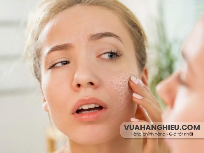 Quy trình chăm sóc da khô ngày và đêm chất lượng tốt tại nhà - 12