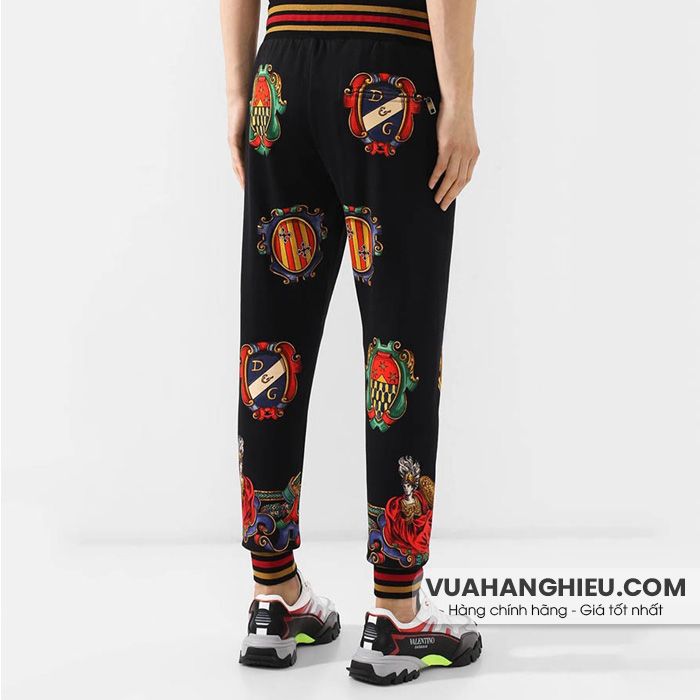 Top 7 mẫu quần nỉ nam mùa đông được yêu rất thích