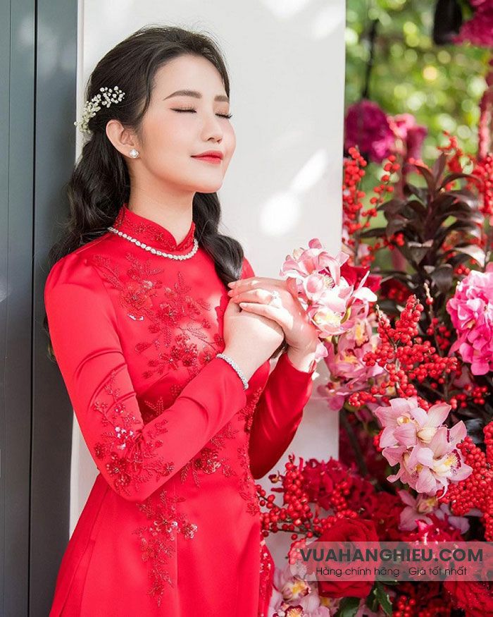 3 cách trang điểm cô dâu ngày ăn hỏi đẹp và phù hợp