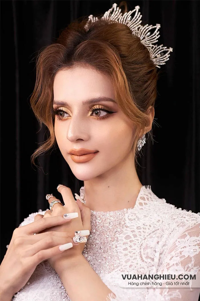 9 xu hướng trang điểm cô dâu đẹp và rất phổ biến 2025 - 7