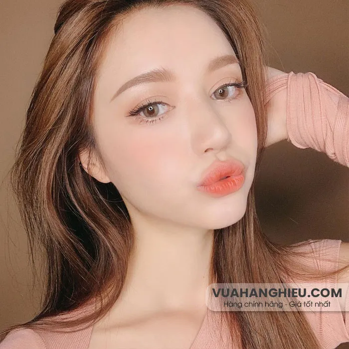 Bí quyết makeup tone cam đào nhẹ nhàng, xinh hết nấc