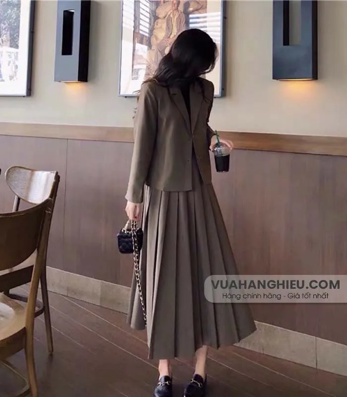 15 cách phối đồ với chân váy dài qua gối vô cùng đẹp định phải biết