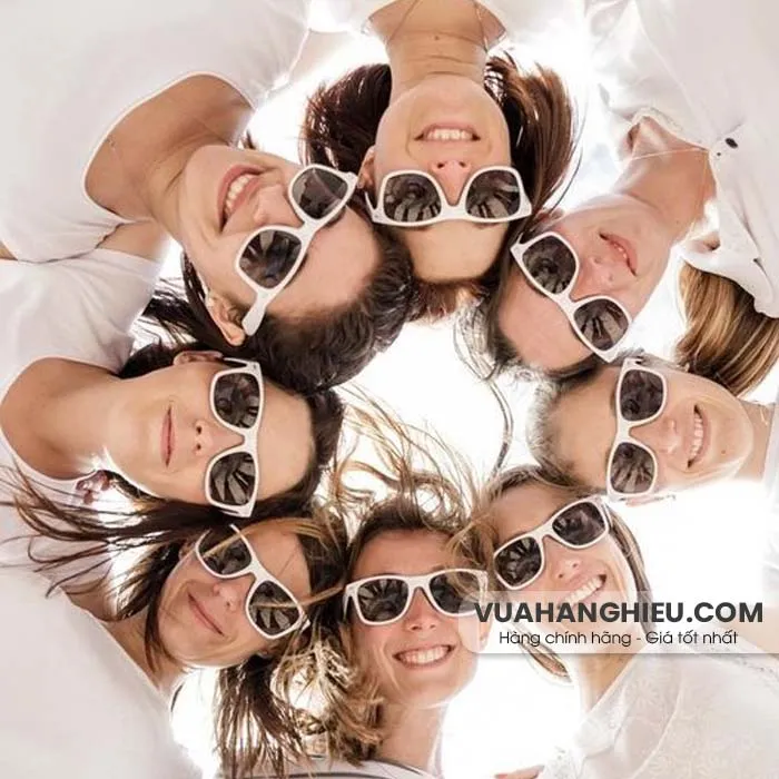 30+ cách tạo dáng chụp ảnh đẹp cho nam nữ, cặp đôi, bạn thân sống ảo