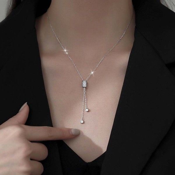 Dây Chuyền Lili Jewelry Bạc Nữ Đính Đá CZ Dạng Nút Thắt Độc Đáo LILI_947614 Màu Bạc - Trang sức - Vua Hàng Hiệu