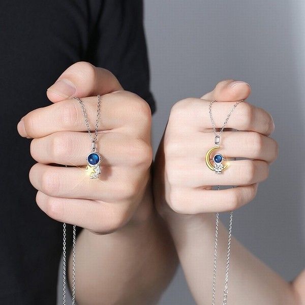 Dây Chuyền Đôi Lili Jewelry Bạc Tình Yêu Tình Bạn Thân BFF Phi Hành Gia Hot Trend LILI_329182 Màu Bạc - Trang sức - Vua Hàng Hiệu