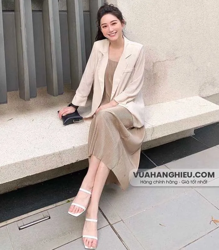 Đi Đà Lạt mặc gì sống ảo đẹp? Gợi ý 19 set đồ đi chơi Đà Lạt nam nữ