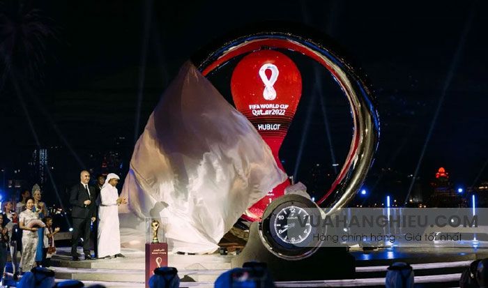 Hublot ra mắt đồng hồ Big Bang e Fifa World Cup Qatar 2022