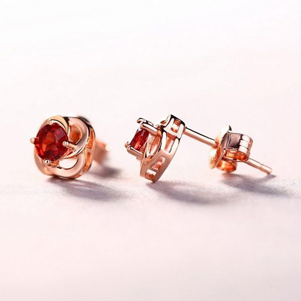 Khuyên Tai LiLi Jewelry Cỏ 4 Lá Đính Đá Garnet Mạ Vàng 762747 Màu Vàng Hồng, Đỏ - Trang sức - Vua Hàng Hiệu