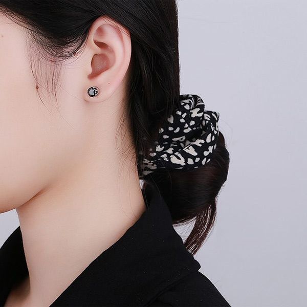 Khuyên Tai LiLi Jewelry Hình Vương Miện Cleopatra Đính Đá CZ Lili_885769 Màu Đen - Trang sức - Vua Hàng Hiệu