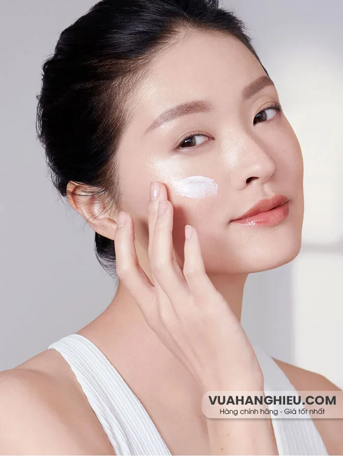 10 Sản phẩm skincare cho da khô lỗ chân lông to chất lượng tốt