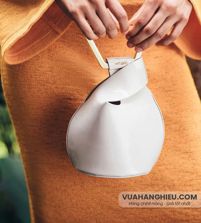 Top 20 mẫu túi xách mini hàng hiệu cho nữ thiết kế rất ấn tượng - 11