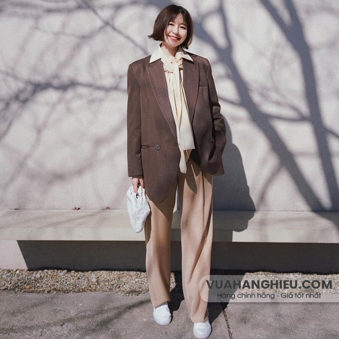 Xu hướng thời trang Clean Girl có gì mà khiến phái đẹp chao đảo?  - 8