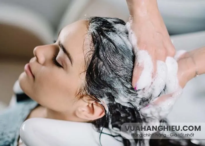 Cách uốn phồng chân tóc cho bạn mái tóc bồng bềnh cuốn hút