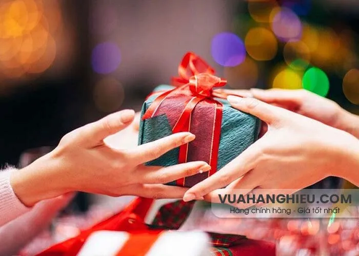24 món quà noel cho người yêu ý nghĩa chắc chắn người ấy sẽ thích