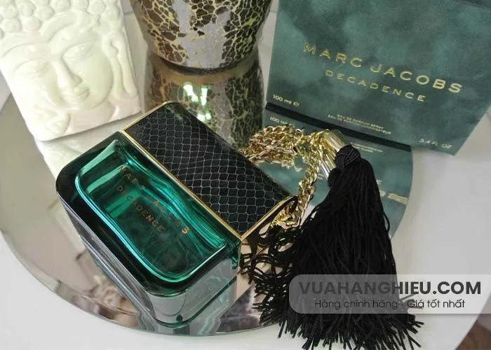 Review sự thật về nước hoa hình túi xách Marc Jacobs Decadence - 1