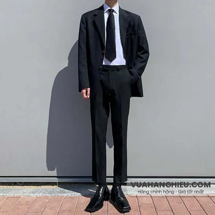 Mặc vest đi giày gì? 10 gợi ý chọn giày đúng chuẩn khi diện vest - 1