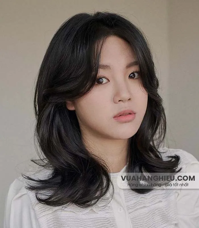 21 kiểu tóc xoăn sóng lơi ngang vai đẹp và thu hút