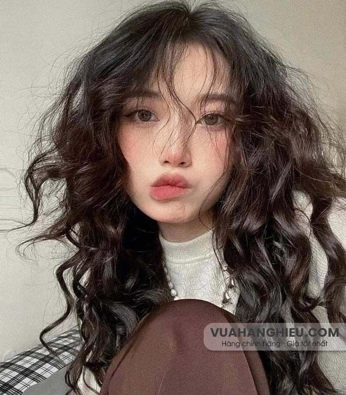 21 kiểu tóc xoăn sóng lơi ngang vai đẹp và thu hút