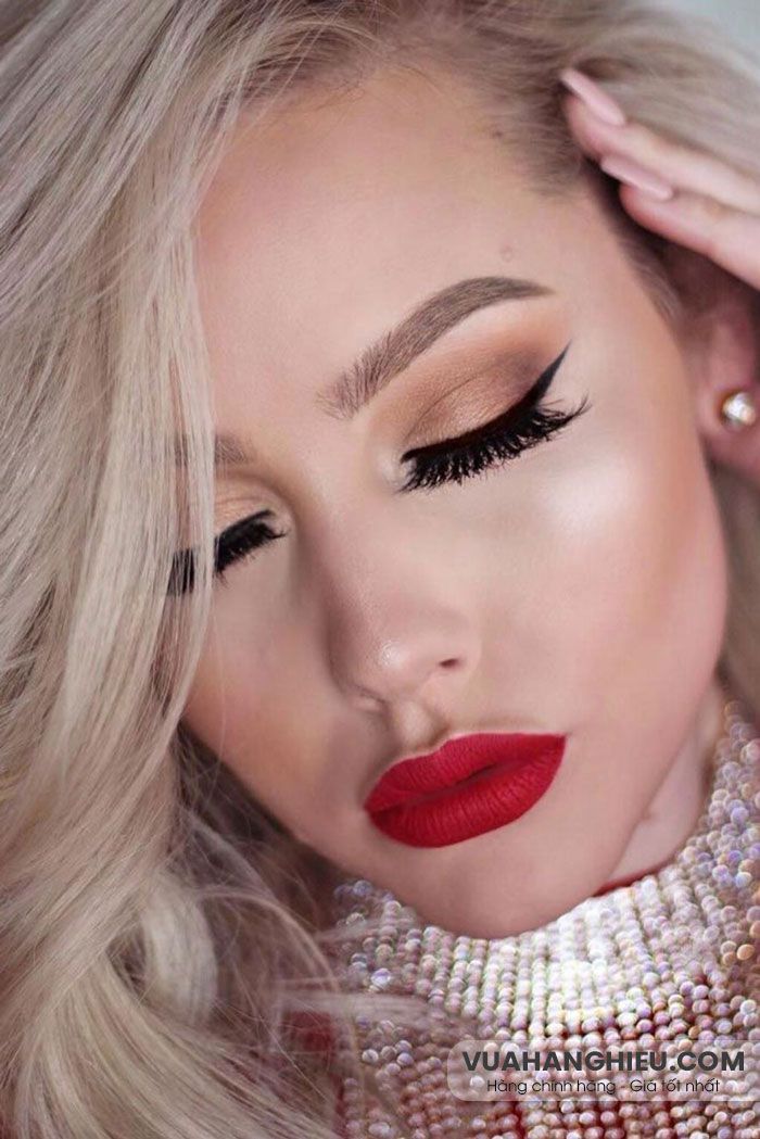 15 ý tưởng trang điểm Giáng Sinh ấn tượng và mới lạ cho nàng - 2