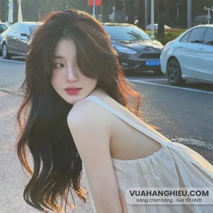 Cách uốn phồng chân tóc cho bạn mái tóc bồng bềnh cuốn hút
