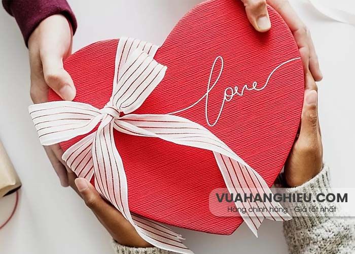 14/2 là ngày gì? Ai tặng quà cho ai? 10+ món quà ý nghĩa ngày Valentine