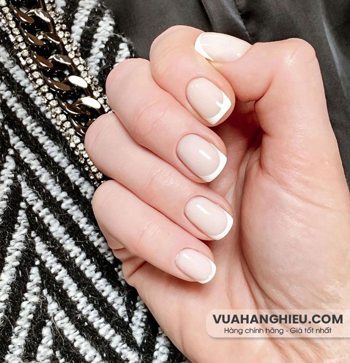 Top 55+ mẫu nails đẹp đón Tết được yêu rất thích năm 2025