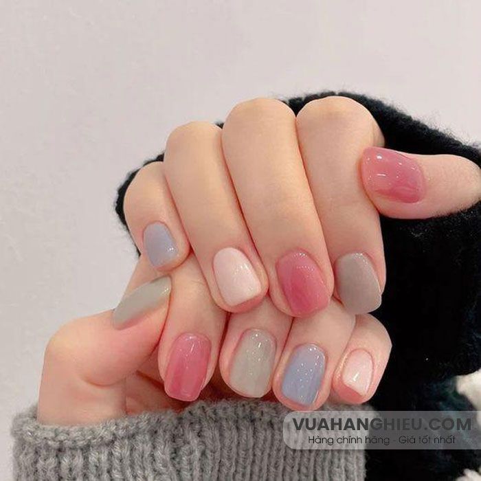 Top 55+ mẫu nails đẹp đón Tết được yêu rất thích năm 2025