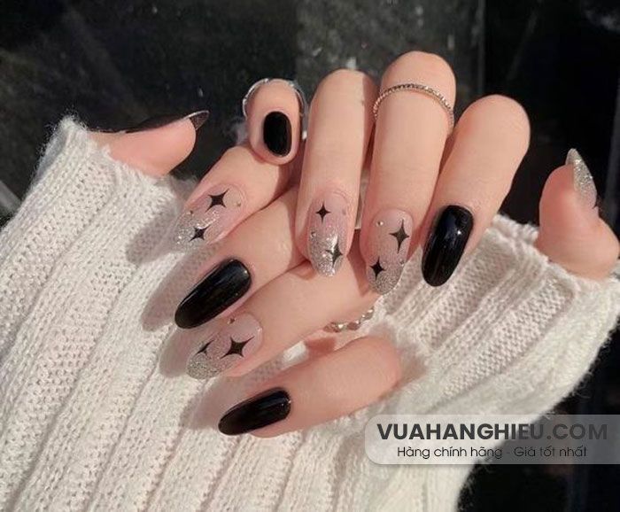 Top 55+ mẫu nails đẹp đón Tết được yêu rất thích năm 2025