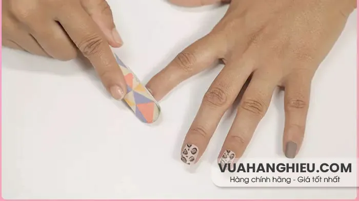 10 cách gỡ móng giả không đau đơn giản tại nhà