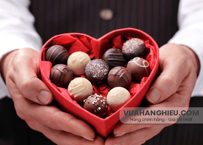 14/2 là ngày gì? Ai tặng quà cho ai? 10+ món quà ý nghĩa ngày Valentine