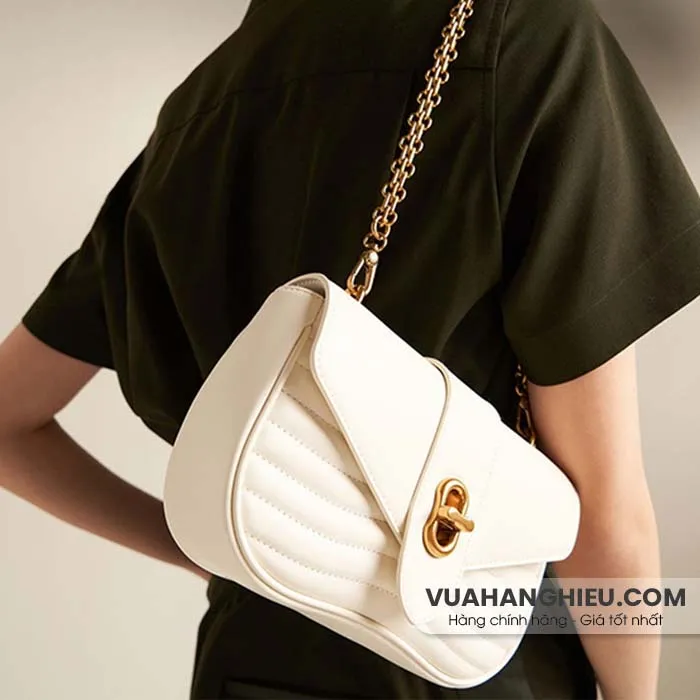 8 mẫu túi Charles & Keith màu trắng vô cùng đẹp cho phái nữ