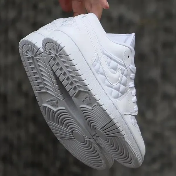Giày Thể Thao Nike Air Jordan 1 Low Quilted White (W) DB6480-100 Màu Trắng Size 36 - Giày - Vua Hàng Hiệu