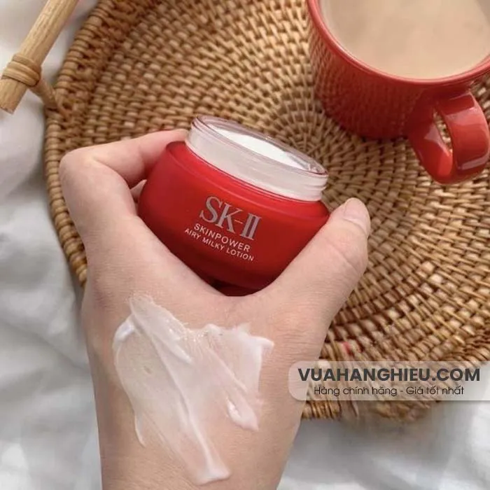 Top 12 kem dưỡng cho da dầu được nhiều khách hàng yêu thích được yêu thích năm 2025
