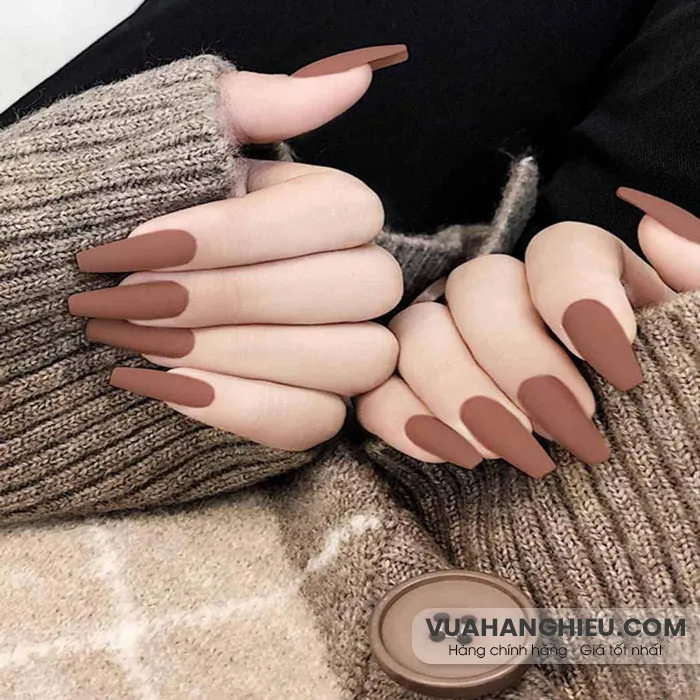 Top 16 màu nails tôn da giúp làm sáng da tay tức thì