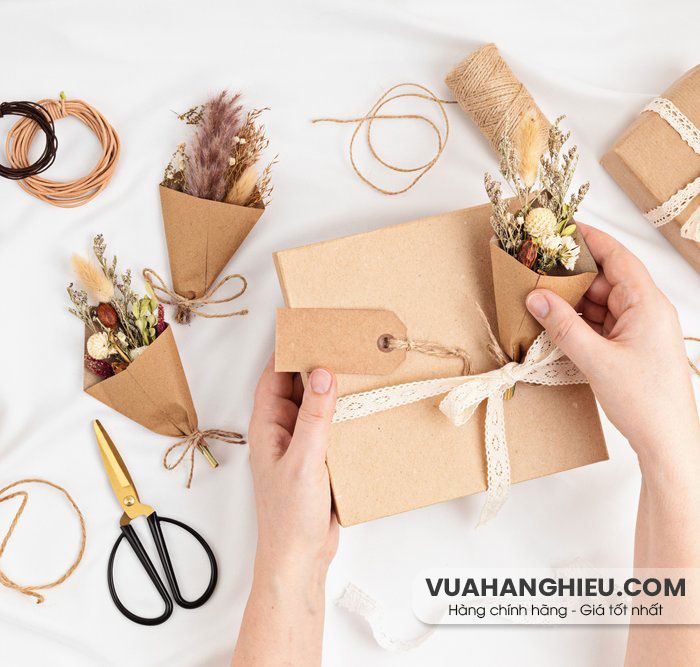 Top 35 quà tặng 8/3 cho mẹ ý nghĩa, ấn tượng và vô cùng đẹp - 8