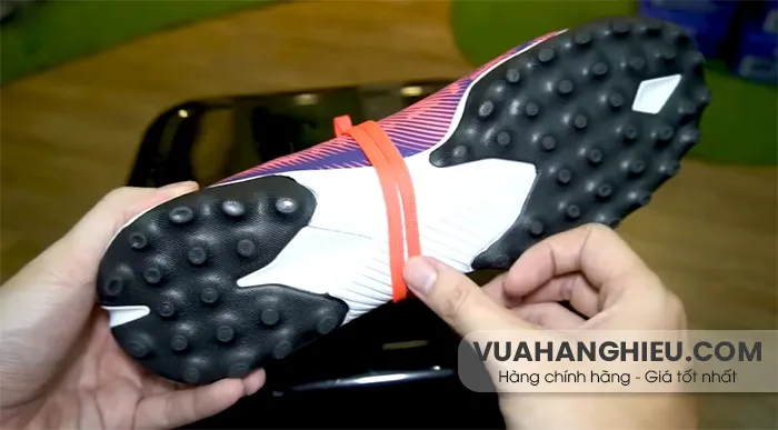 9 cách buộc dây giày đá bóng đúng kỹ thuật, không bị tuột