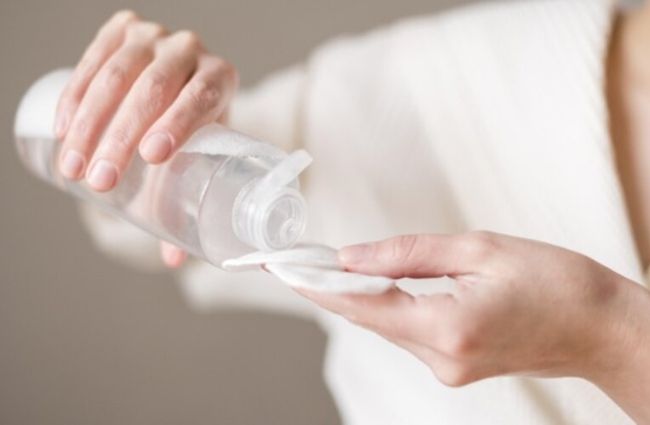 Có cần tẩy trang sau khi dùng kem chống nắng không? - 3