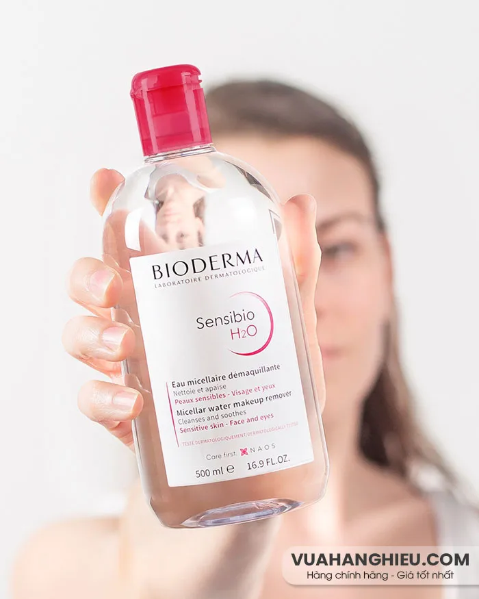 Top 12 nước tẩy trang cho da nhạy cảm lành tính được nhiều khách hàng yêu thích 2025 - 2
